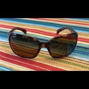 Ray-Ban Sunglasses Polarized 4068 642/57